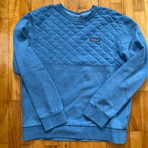 Mens Patagonia quilted top sweater.